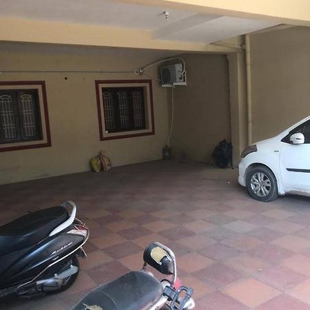 Iswarya Illam Apartman Csidambaram Kültér fotó